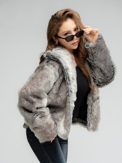 ニュアンスカラーファーコート