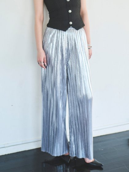 シャイニープリーツワイドパンツ