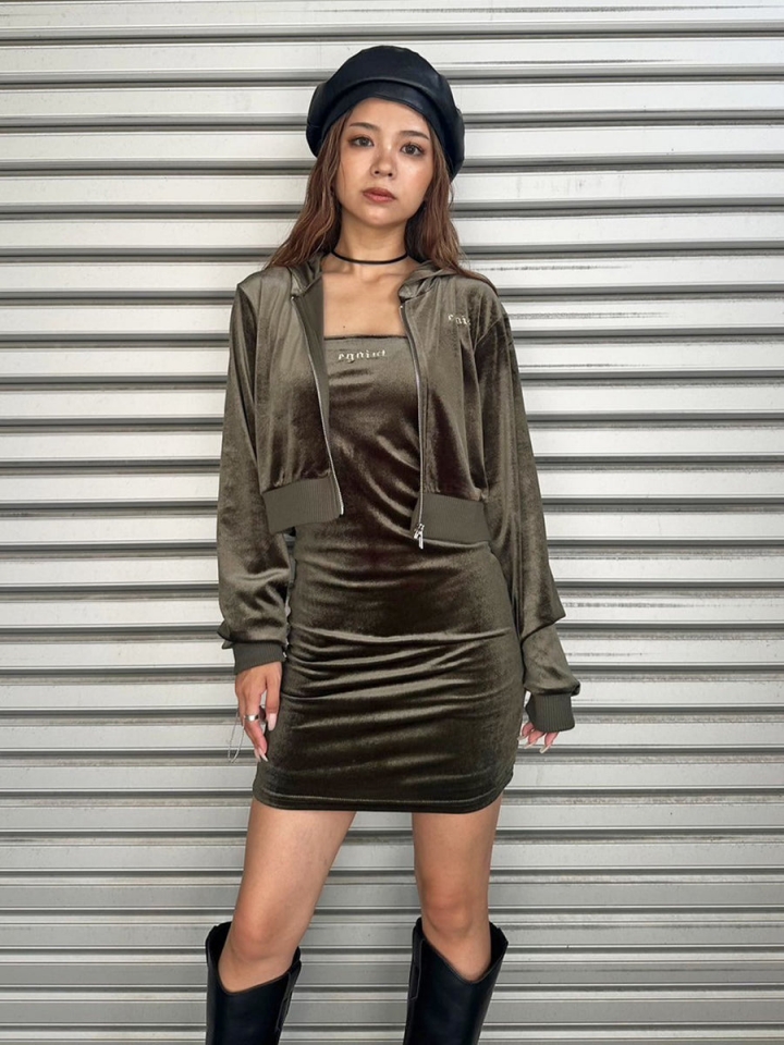 ラメ刺繍ベロアパーカー– EGOIST